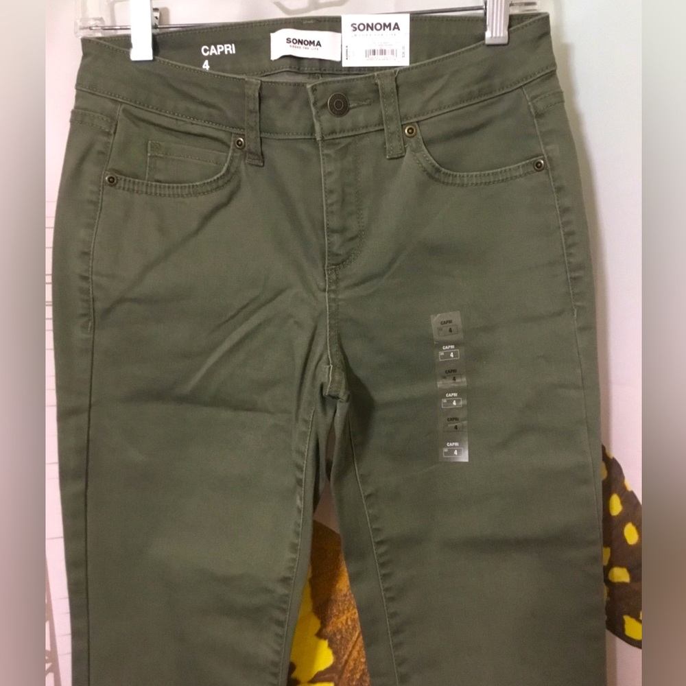 NWT~Sonoma Women’s Supersoft Stretch Size 4 Green Capri Jeans - Picture 2 of 9